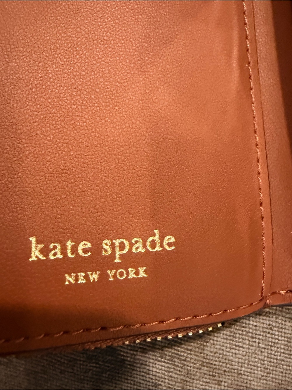kate spade slim bifold wallet (Tan Leather & Cream Floral Zip Wallet) - Picture 9 of 11